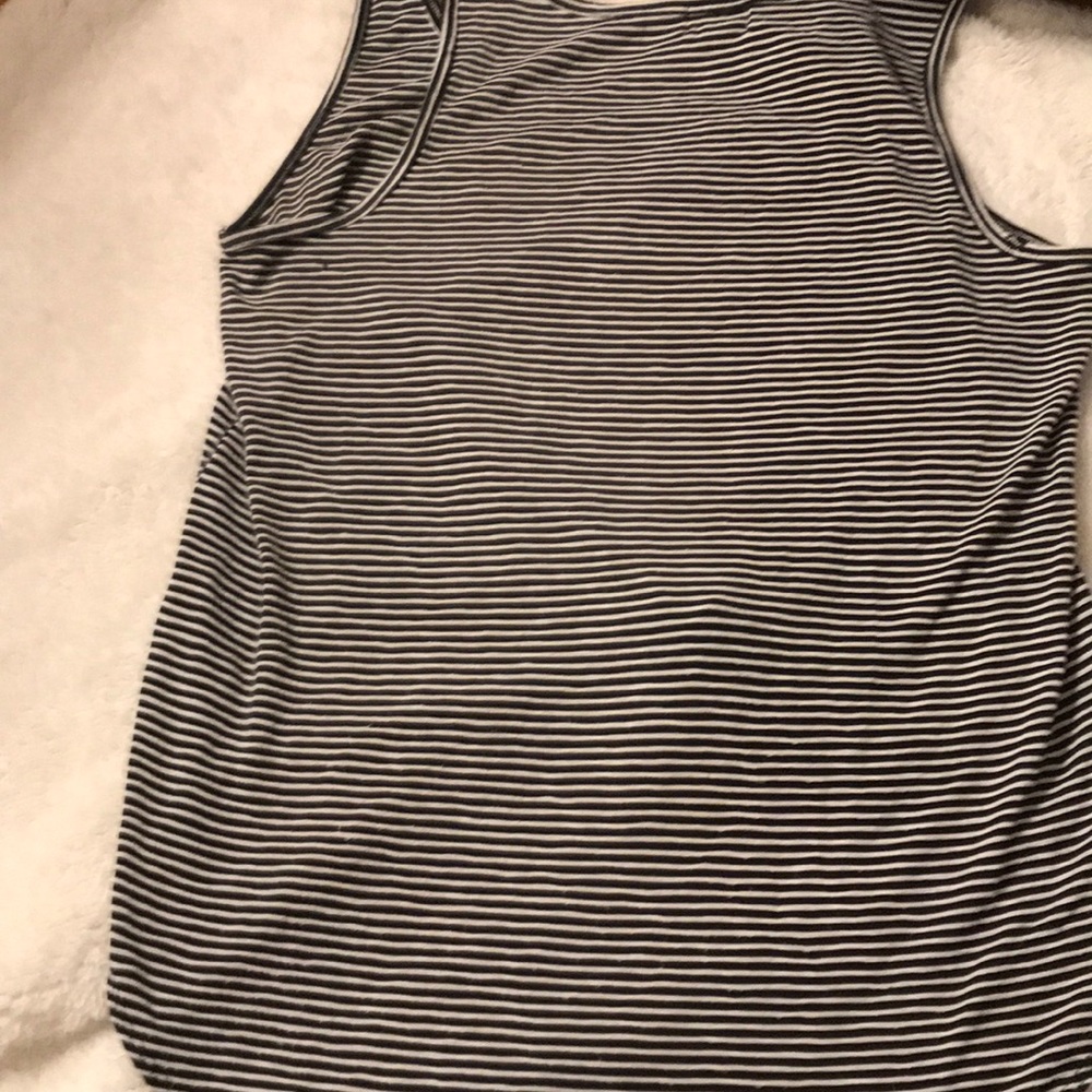 Tank top - Picture 2 of 2